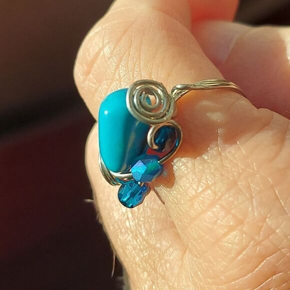 Handmade Turquoise & Blue Beaded Silver Wire Wrapped Ring Size 7.5 - Picture 7 of 11